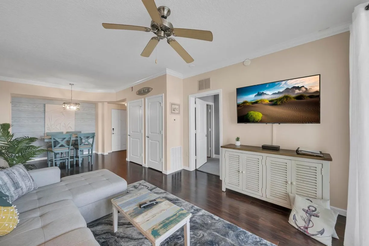 South Florida Real Estate | View 975 NW Flagler Avenue, 304 | Listing