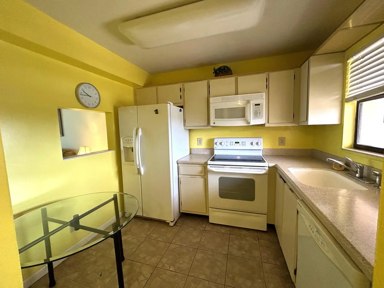 South Florida Real Estate | View 4640 Lucerne Lakes Boulevard, 505 | Listing