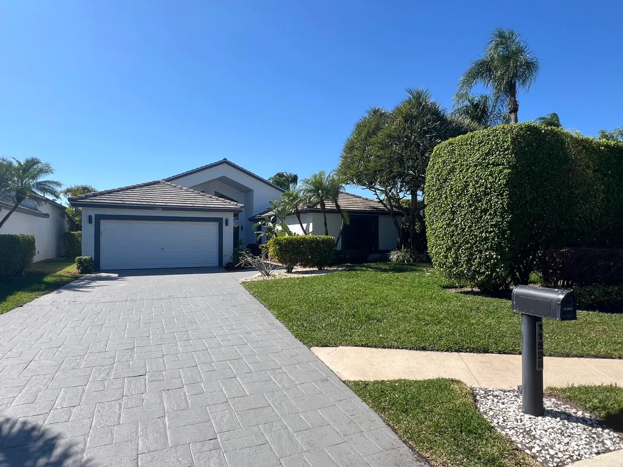 South Florida Real Estate | View 11528 Victoria Drive | 3 Beds, 2 Baths