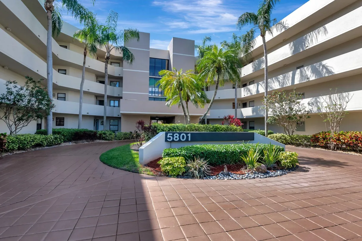 South Florida Real Estate | View 5801 Camino Del Sol, 102 | 2 Beds, 2 Baths