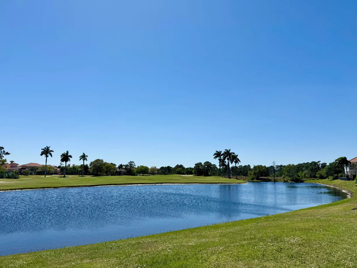 South Florida Real Estate | View 122 SE Mira Lavella