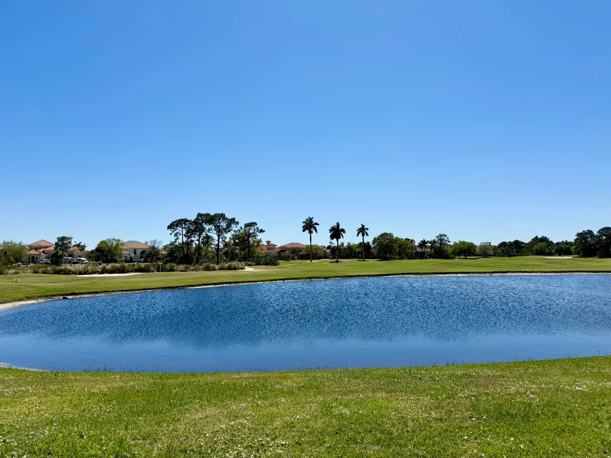South Florida Real Estate | View 122 SE Mira Lavella | Listing