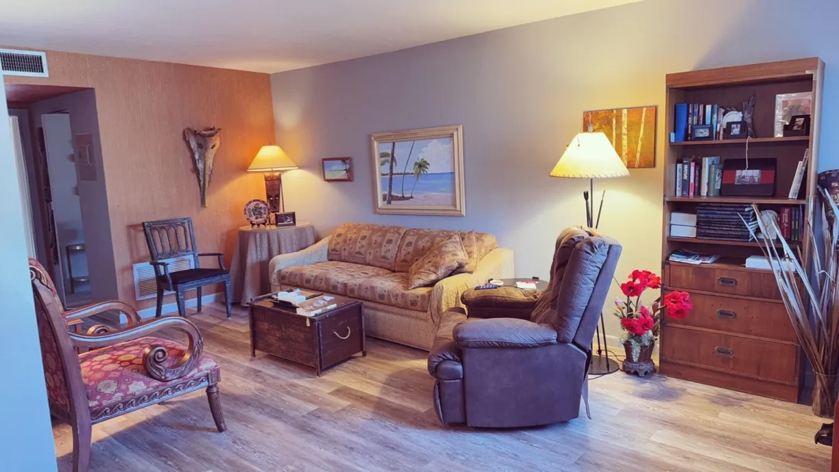 South Florida Real Estate | View 2880 Lake Osborne Drive, 104 | Listing
