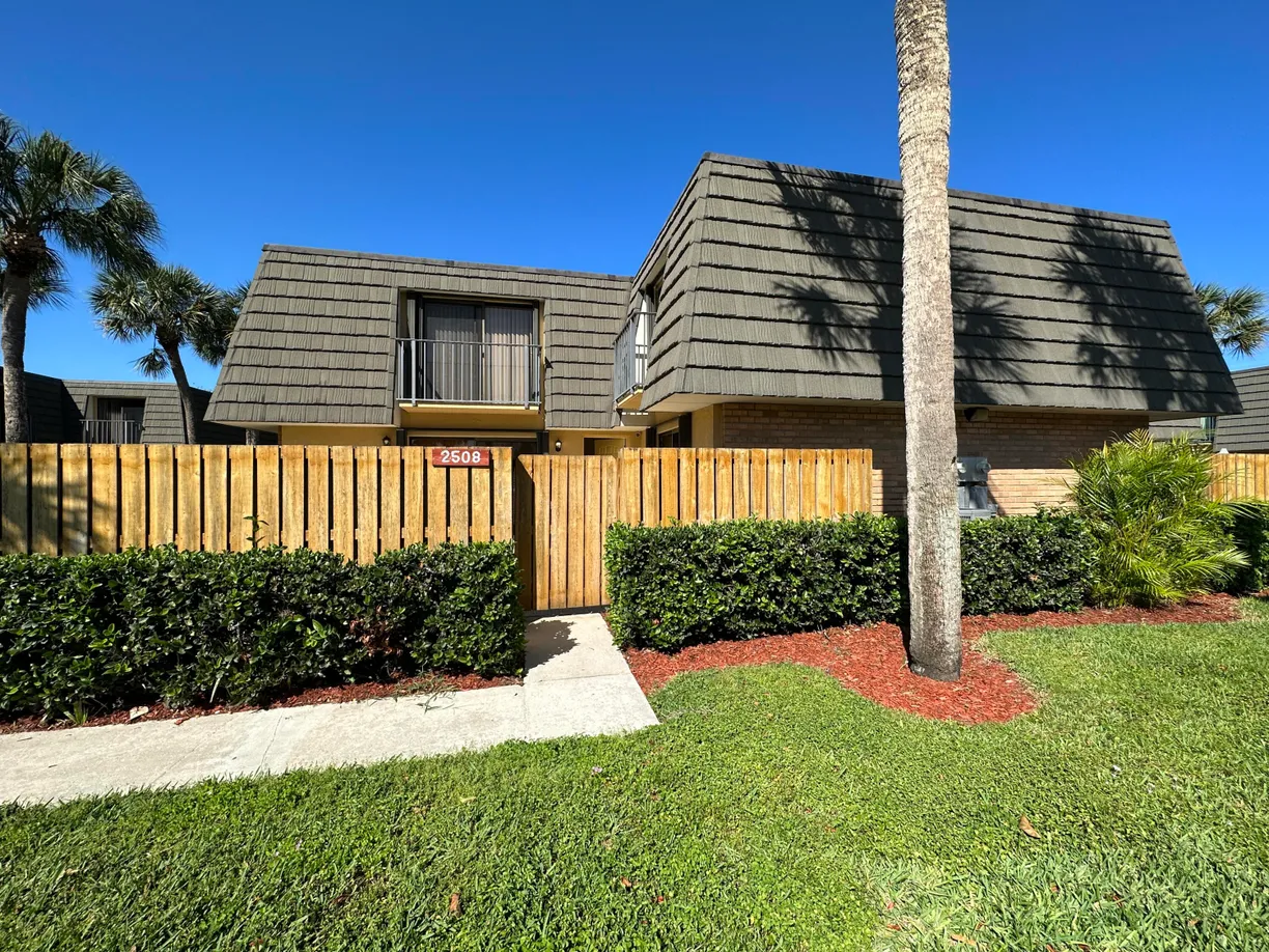 South Florida Real Estate | View 2508 25th Way | 2 Beds, 2 Baths