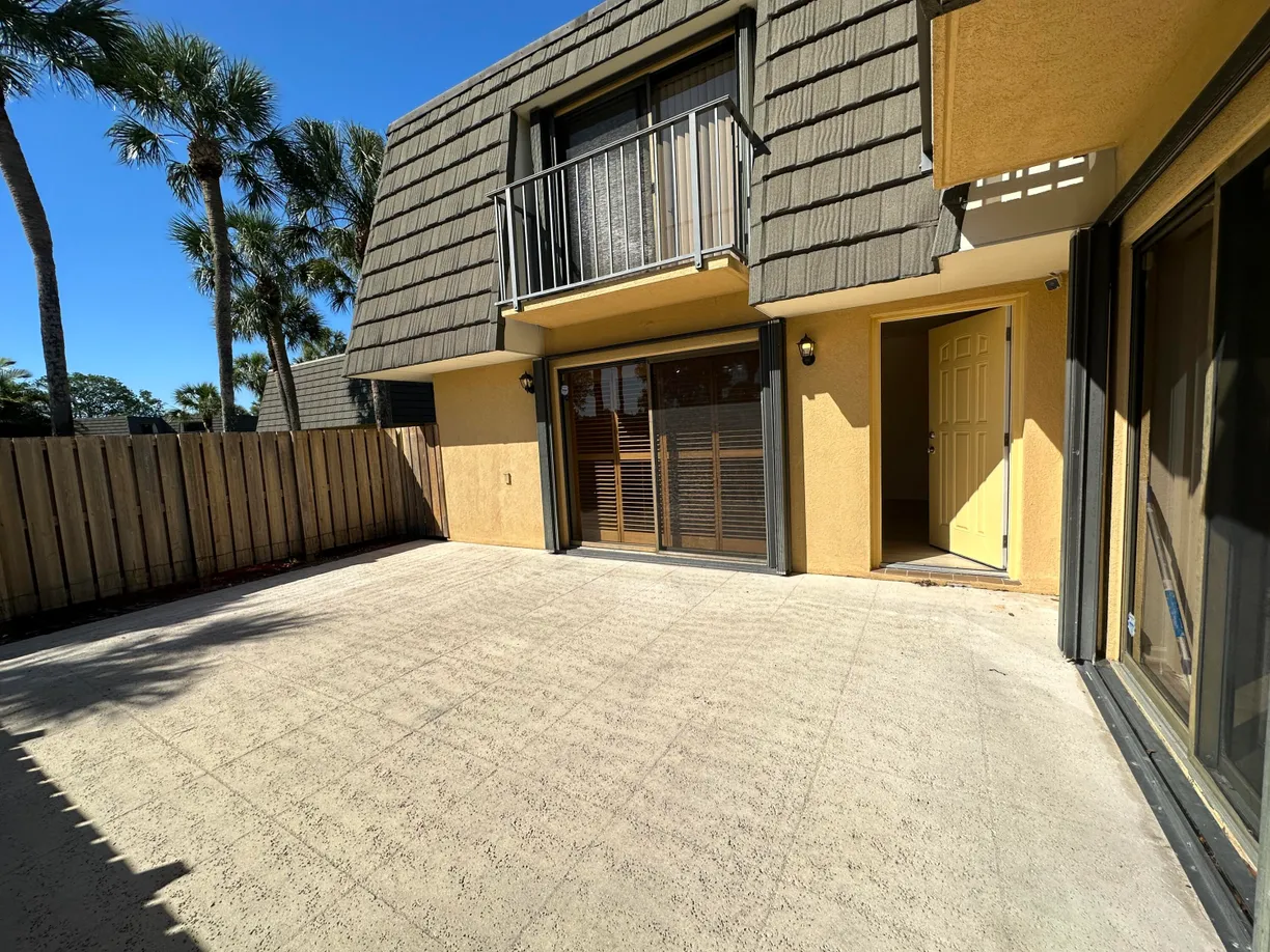 South Florida Real Estate | View 2508 25th Way | Listing
