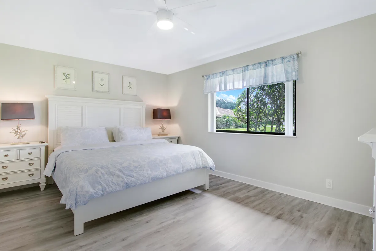 South Florida Real Estate | View 132 Club Drive | Listing