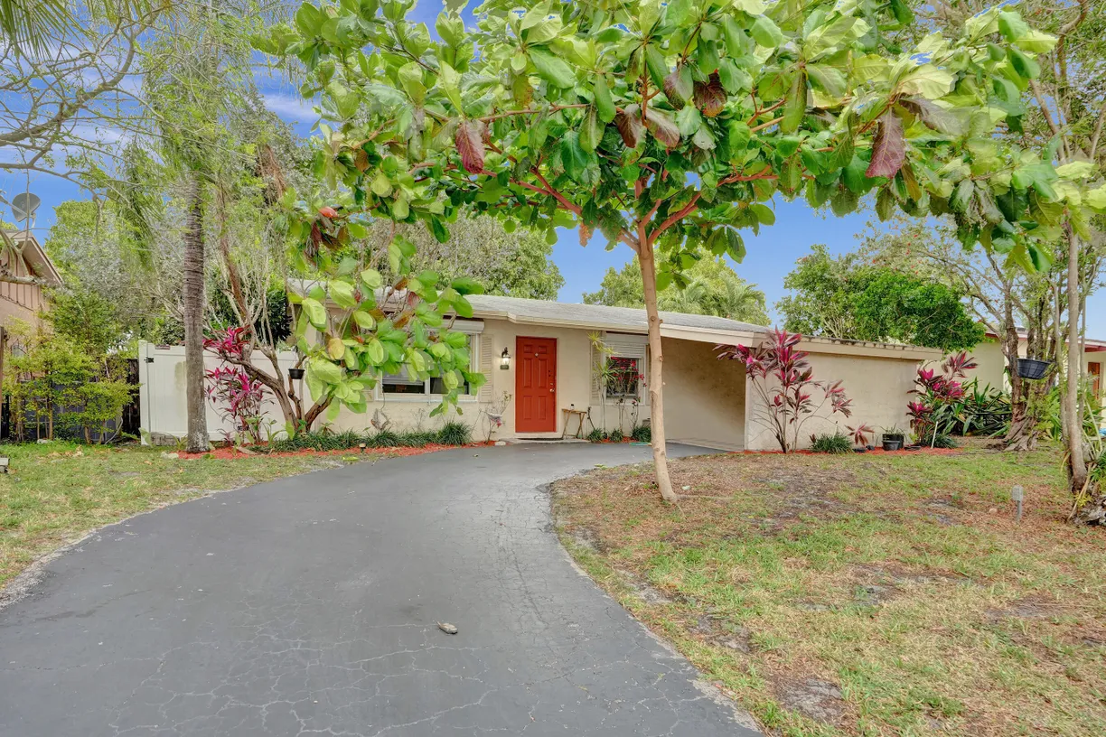 South Florida Real Estate | View 7697 S Forest Boulevard | 3 Beds, 1 Bath