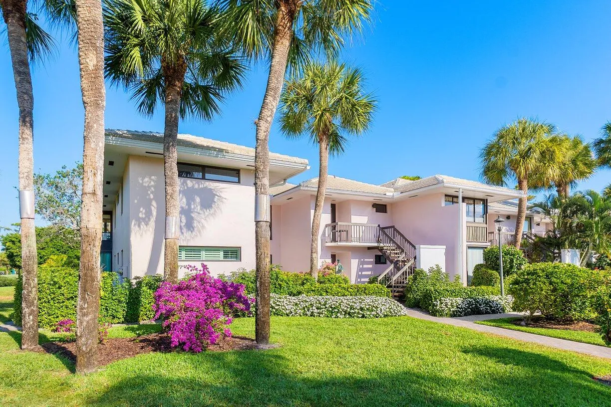 South Florida Real Estate | View 3838 Quail Ridge Drive, Blue Heron | 2 Beds, 2 Baths