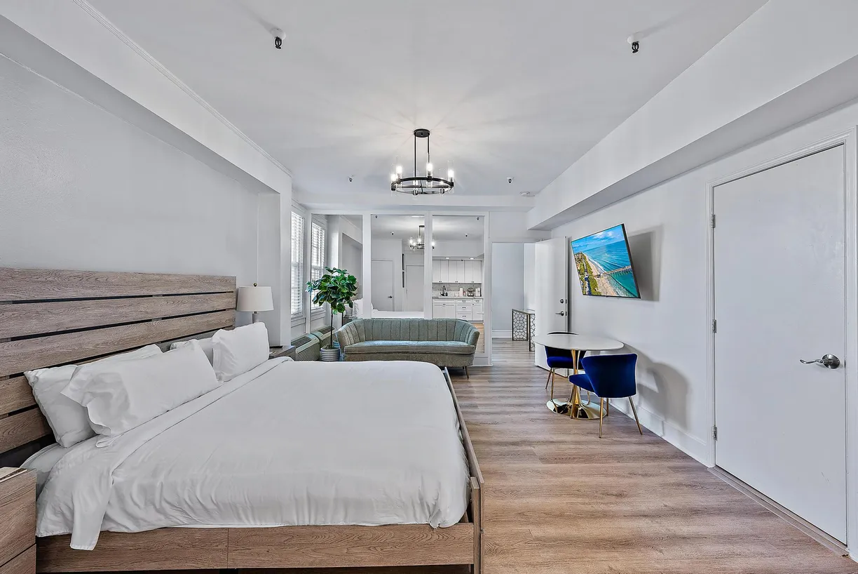South Florida Real Estate | View 235 Sunrise Avenue, 3032 | Listing