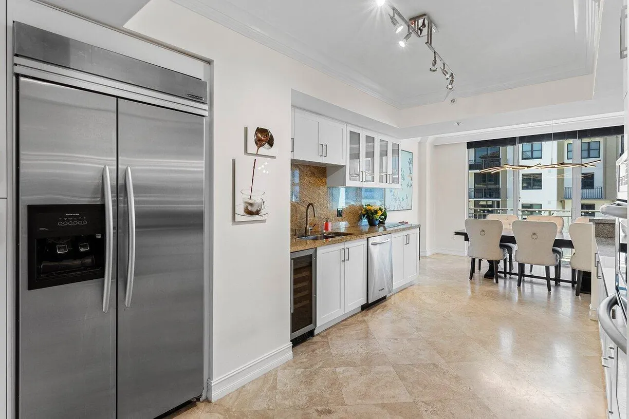 South Florida Real Estate | View 99 SE Mizner Boulevard, Ph37 | Listing