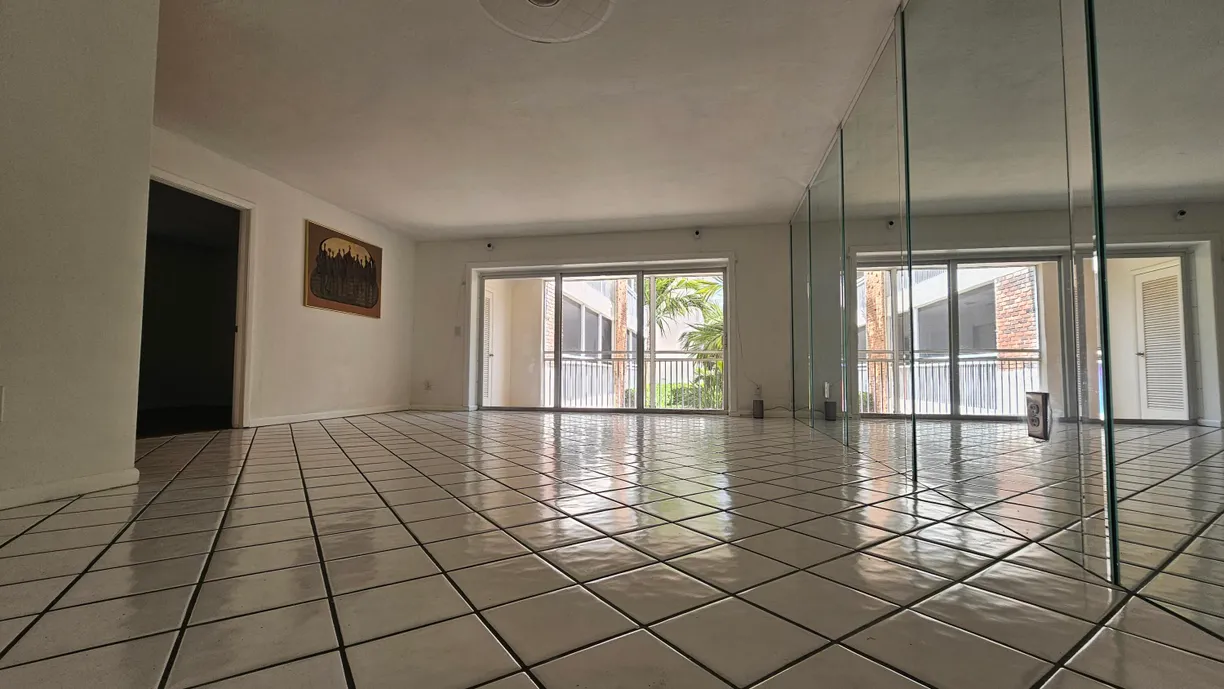 South Florida Real Estate | View 2501 S Ocean Boulevard, 104 | Listing