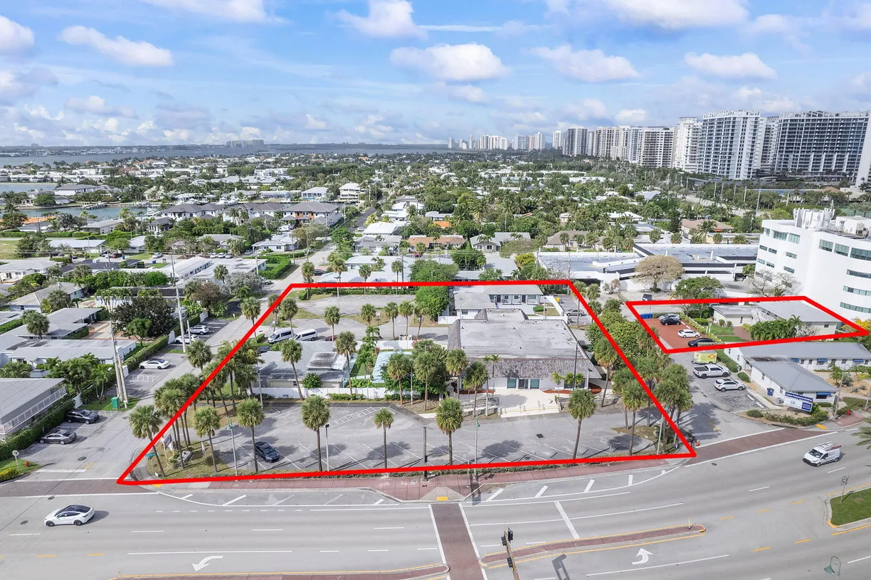 South Florida Real Estate | View 1200 E Blue Heron Boulevard | Listing