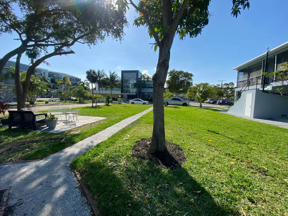 South Florida Real Estate | View 10 N Palmway, 2 | Listing