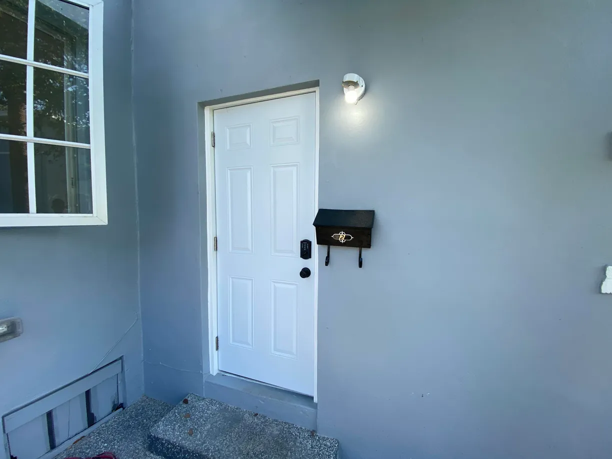 South Florida Real Estate | View 10 N Palmway, 2 | Listing