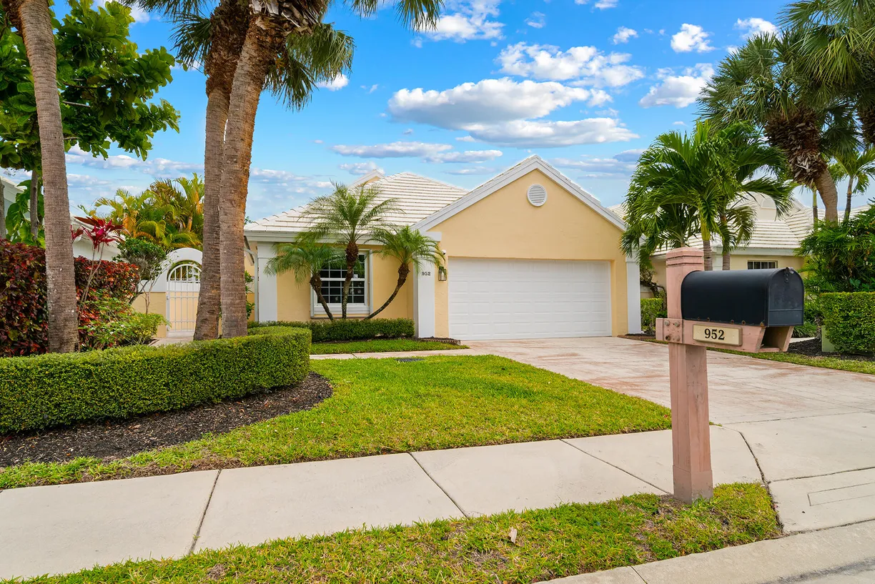 South Florida Real Estate | View 952 Dickens Place | Listing