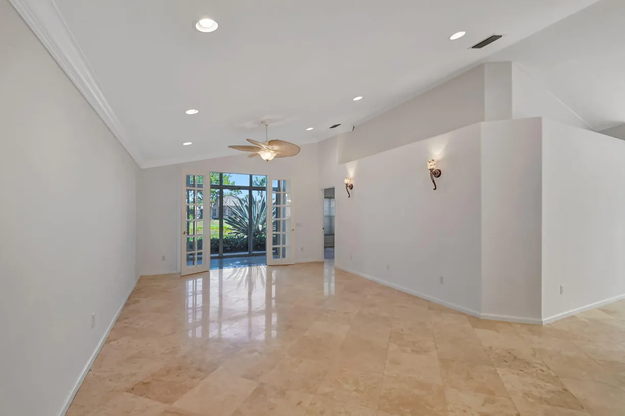 South Florida Real Estate | View 7476 W Mercada Way | Listing