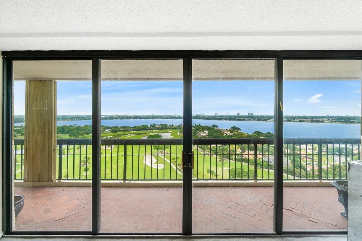 South Florida Real Estate | View 1900 Consulate Place, 2001 | Listing