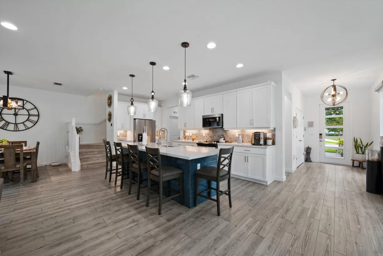 South Florida Real Estate | View 4325 Arcturus Lane | Listing