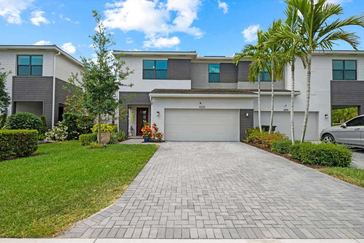 South Florida Real Estate | View 4325 Arcturus Lane | 3 Beds, 2 Baths