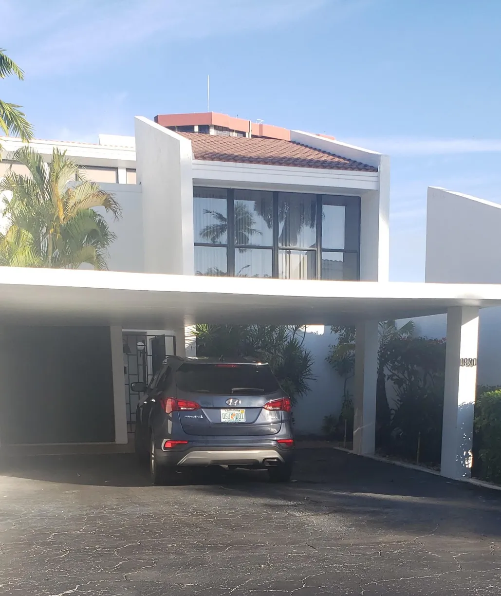 South Florida Real Estate | View 1908 Presidential Way | 2 Beds, 3 Baths