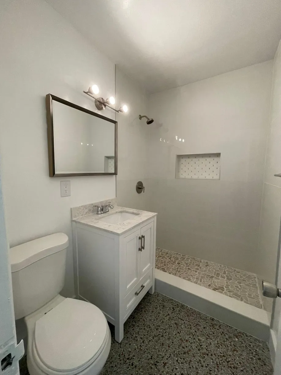 South Florida Real Estate | View 303 S L Street | Listing