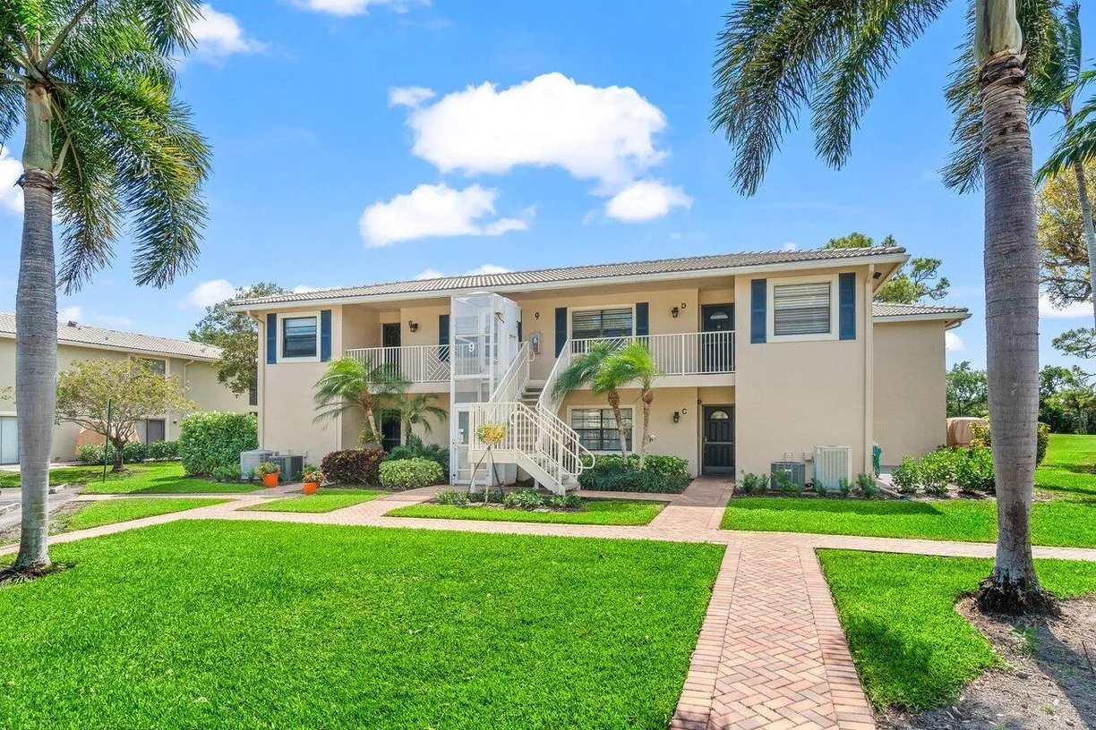 South Florida Real Estate | View 9 Stratford Drive, D | Listing