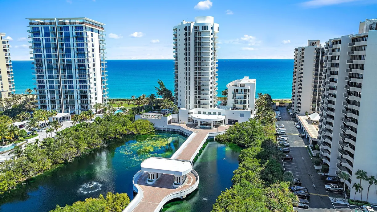 South Florida Real Estate | View 4600 N Ocean Drive, 402 | Listing