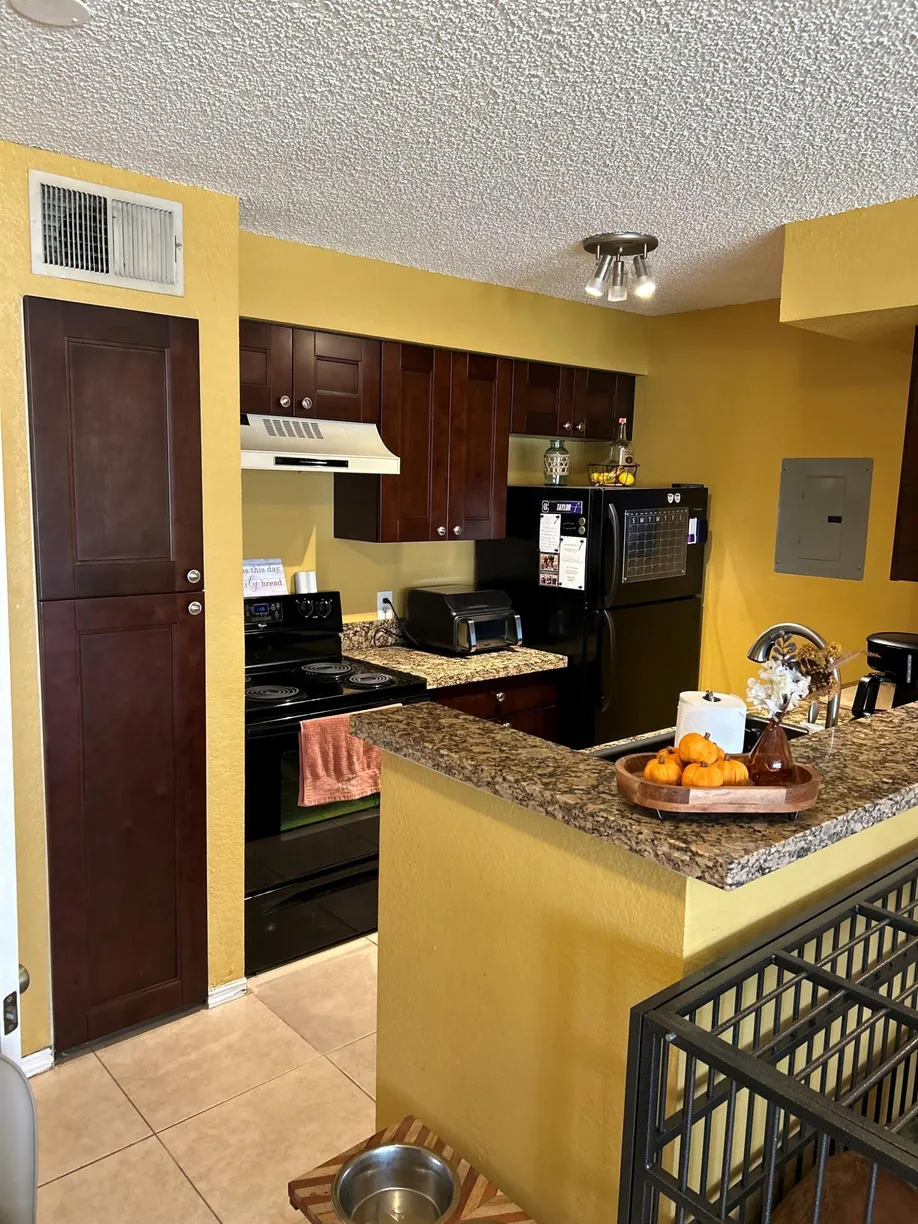 South Florida Real Estate | View 2900 S University Drive, 9109 | Listing