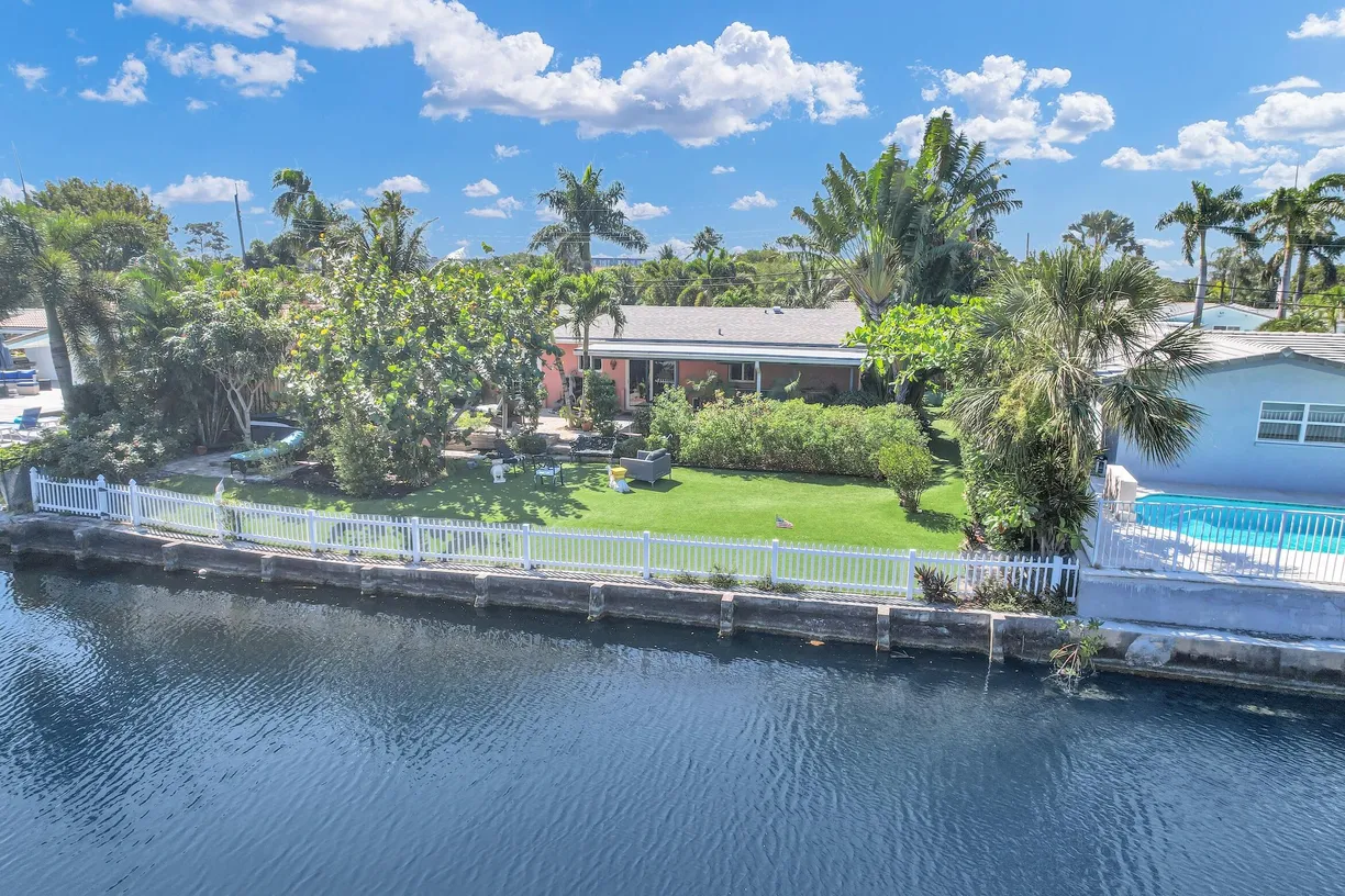 South Florida Real Estate | View 4000 NE 16th Avenue | 2 Beds, 2 Baths