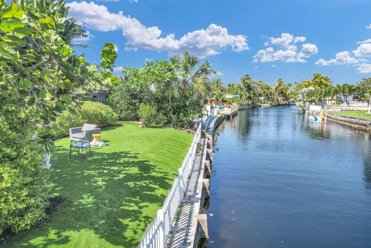 South Florida Real Estate | View 4000 NE 16th Avenue | Listing