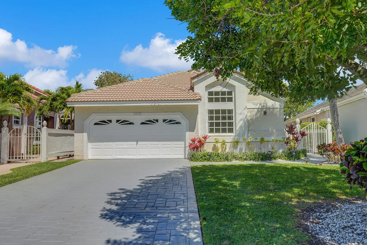 South Florida Real Estate | View 12932 Touchstone Place | 3 Beds, 2 Baths