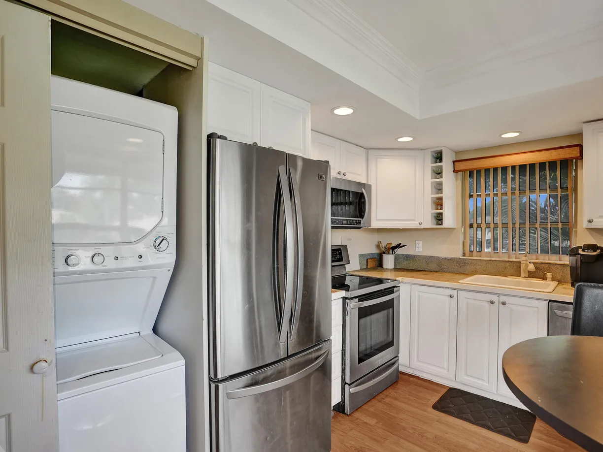 South Florida Real Estate | View 13771 Via Aurora, D | 2 Beds, 2 Baths
