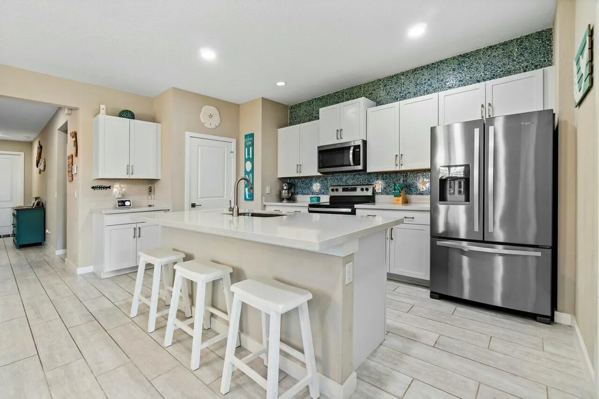 South Florida Real Estate | View 7235 SE Pine Valley Court | Listing