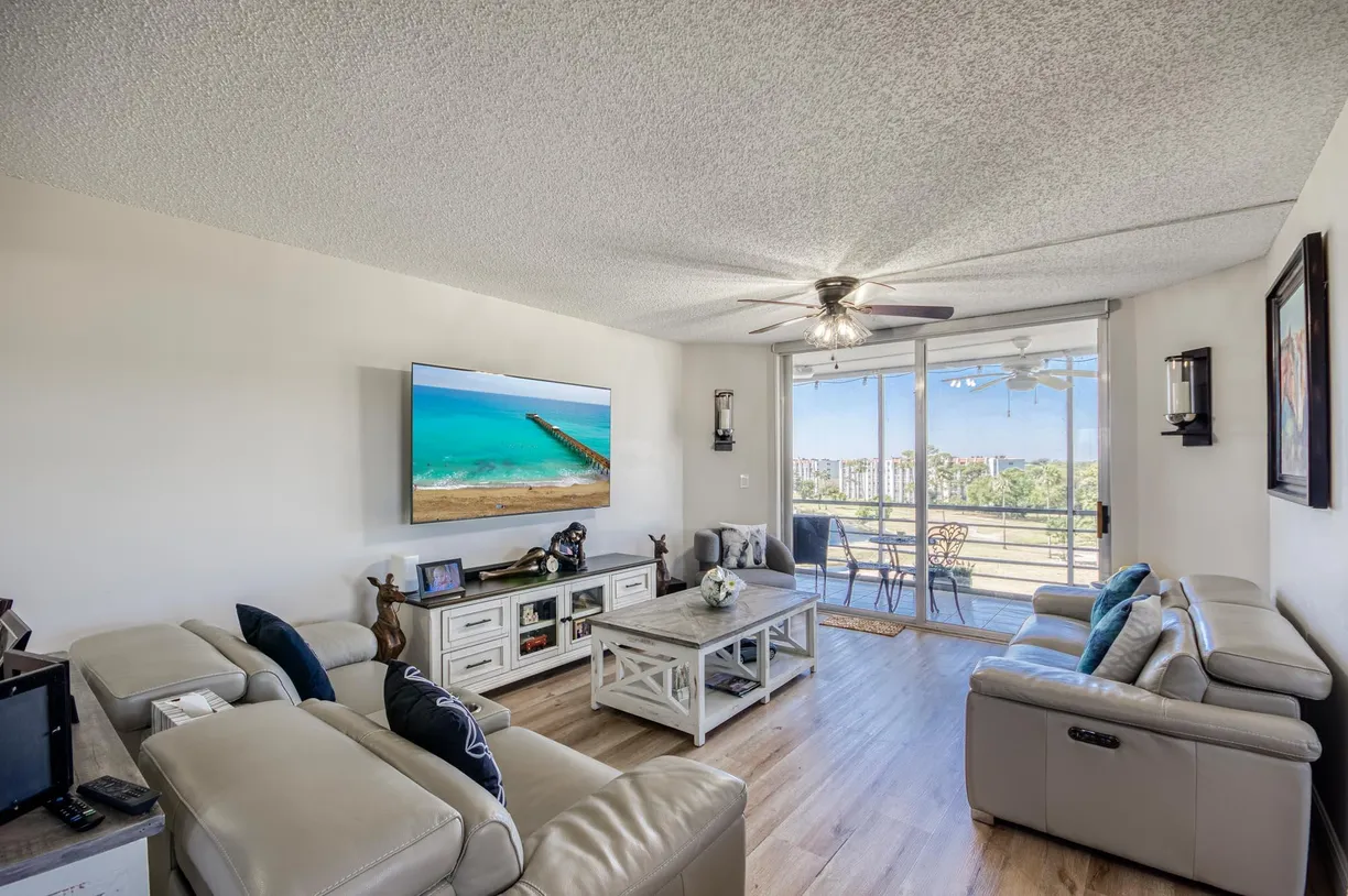 South Florida Real Estate | View 3465 Via Poinciana, 606 | Listing