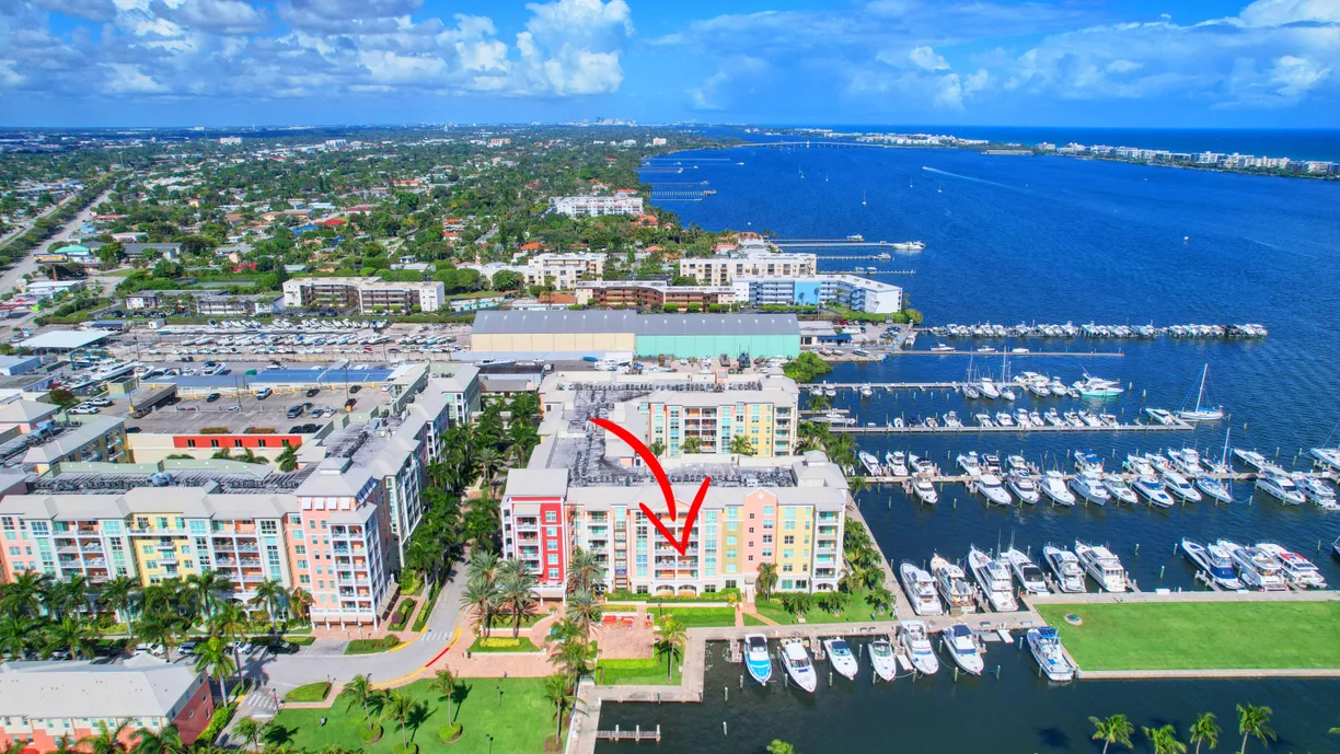 South Florida Real Estate | View 806 E Windward Way, 323 | 2 Beds, 2 Baths