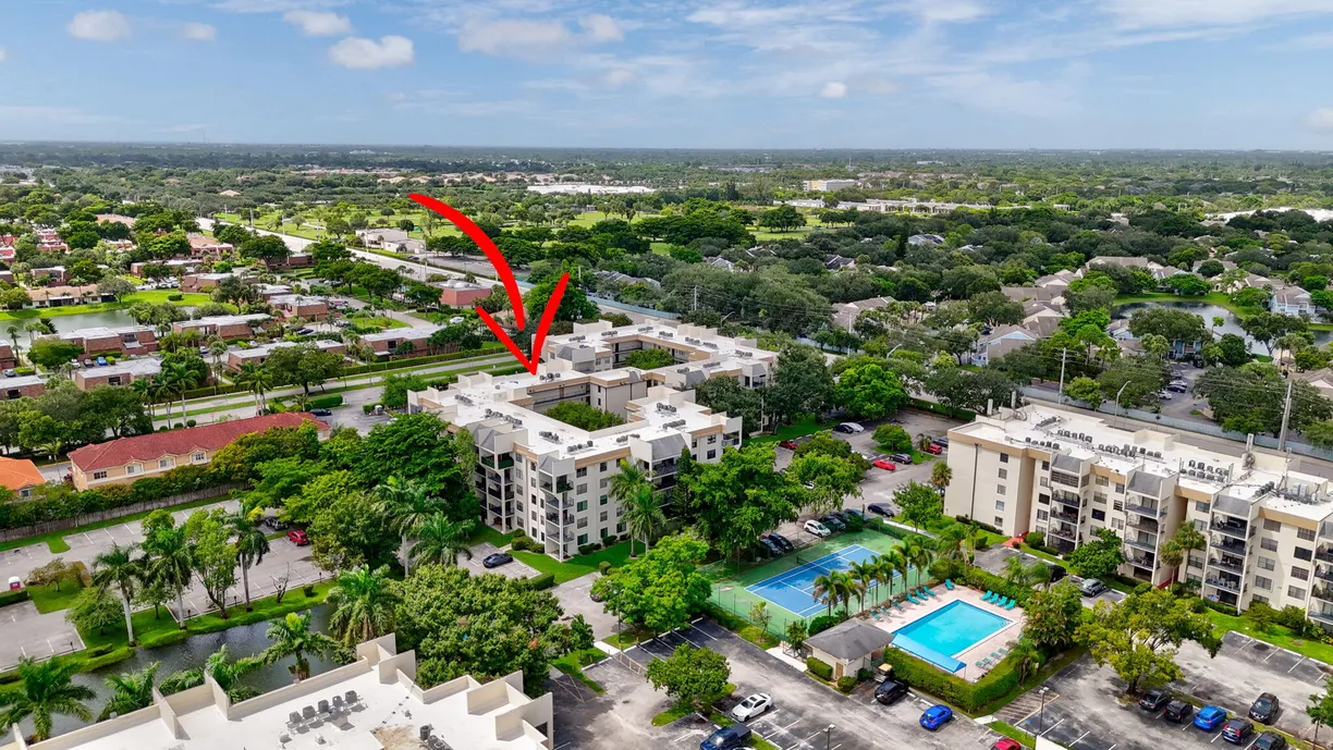 South Florida Real Estate | View 6190 Woodlands Boulevard, 311 | 2 Beds, 2 Baths