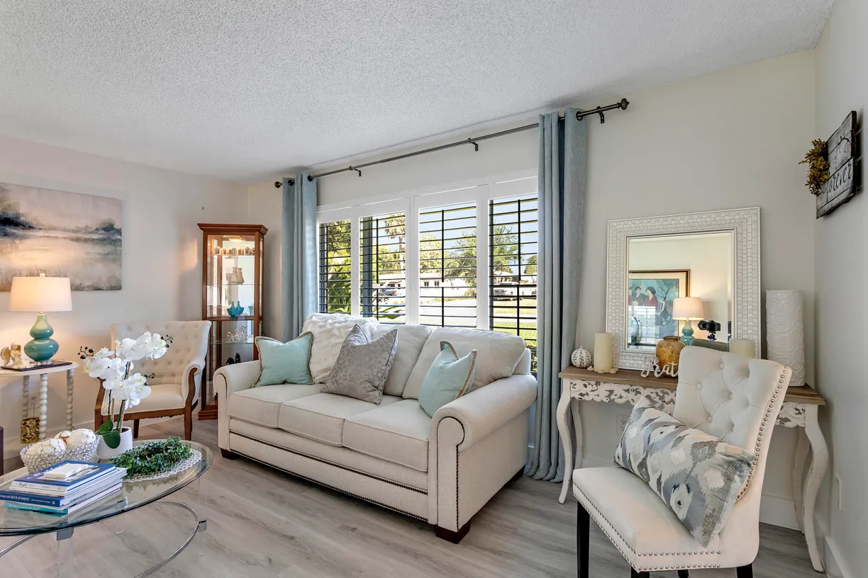South Florida Real Estate | View 2858 Oak Drive | Listing