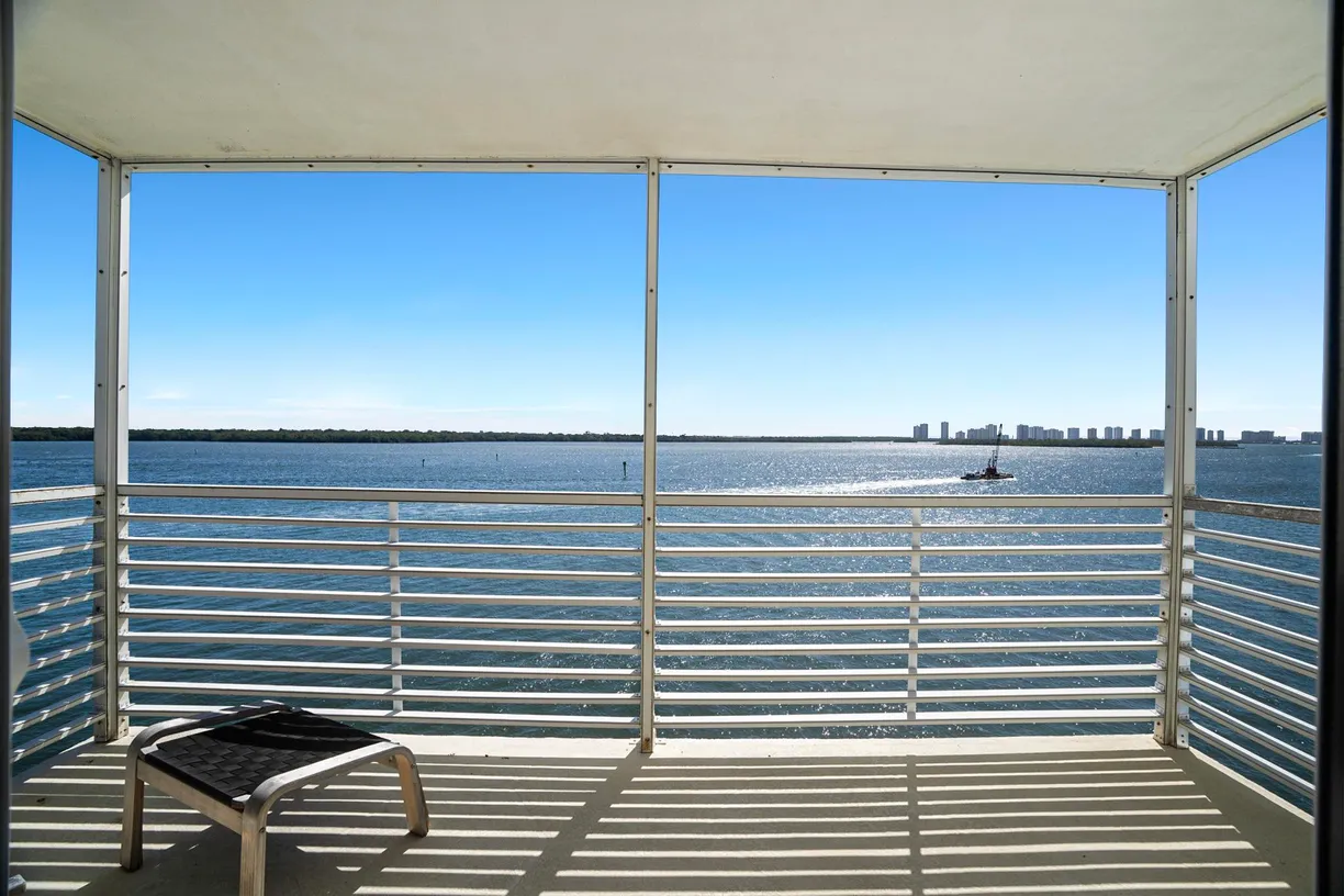 South Florida Real Estate | View 60 Yacht Club Drive, 507 | 2 Beds, 2 Baths