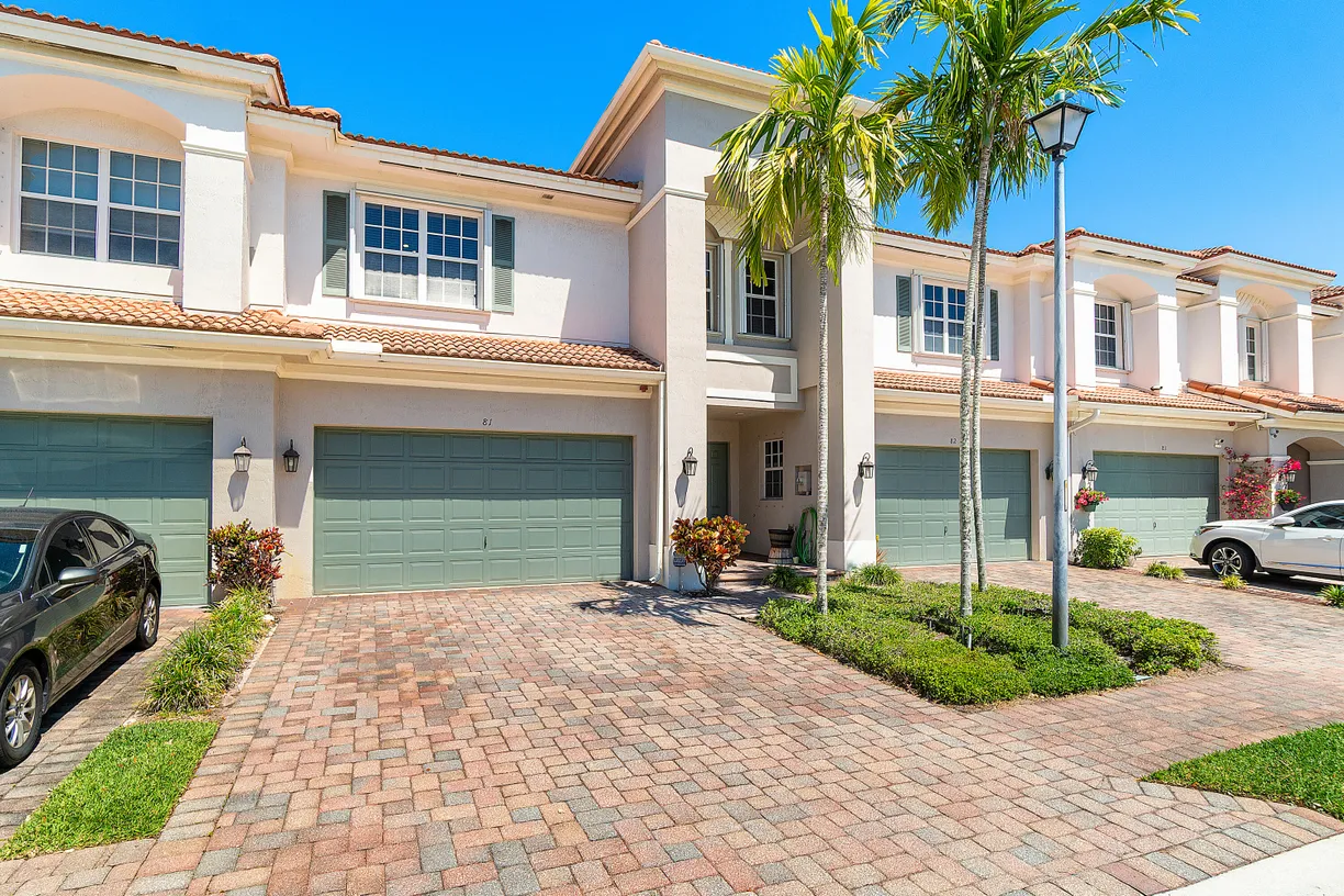 South Florida Real Estate | View 81 Nottingham Place | 3 Beds, 2 Baths