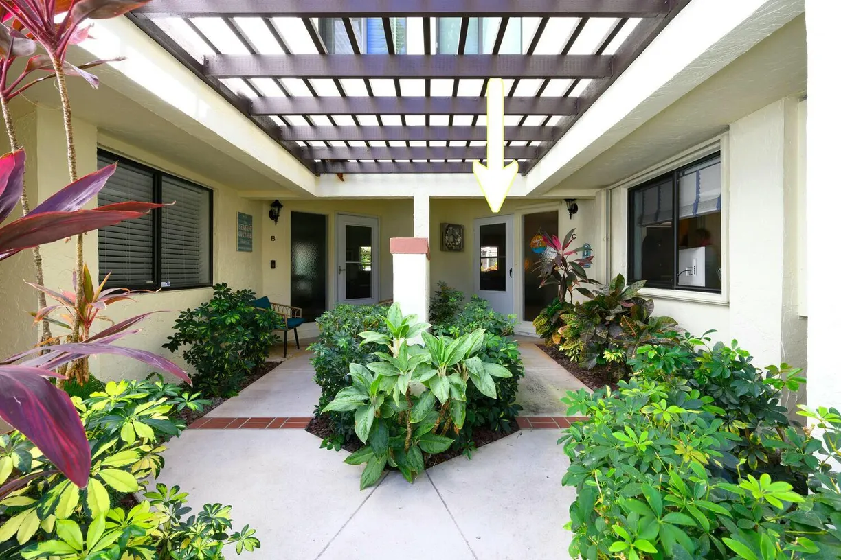 South Florida Real Estate | View 205 Sea Oats C Drive, 6c | 2 Beds, 2 Baths