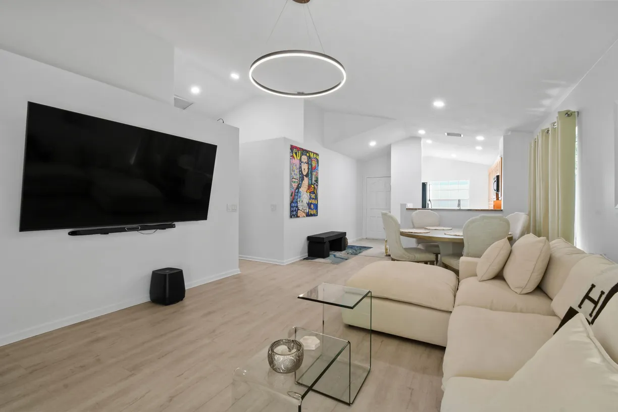 South Florida Real Estate | View 4 Admirals Court | Listing