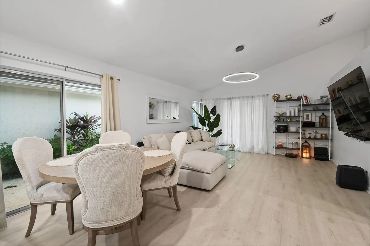 South Florida Real Estate | View 4 Admirals Court | Listing