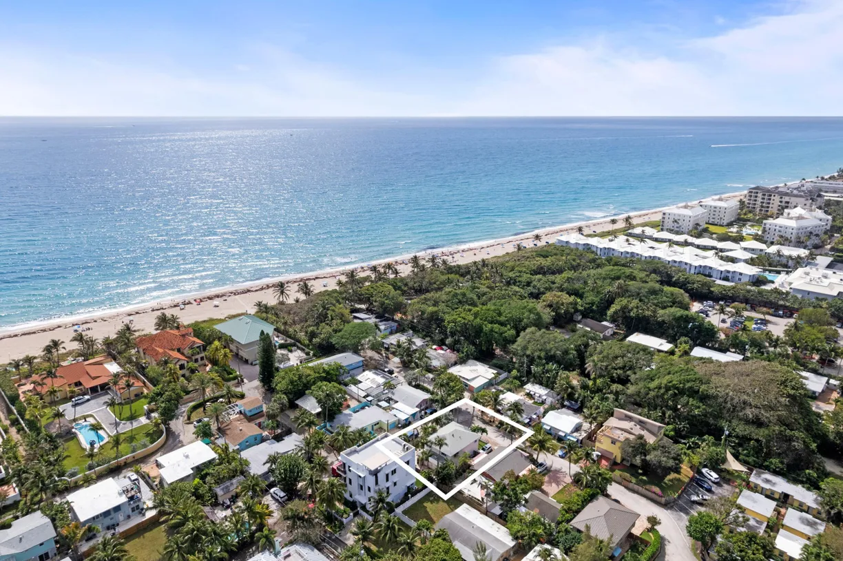 South Florida Real Estate | View 15 East Avenue | 4 Beds, 3 Baths