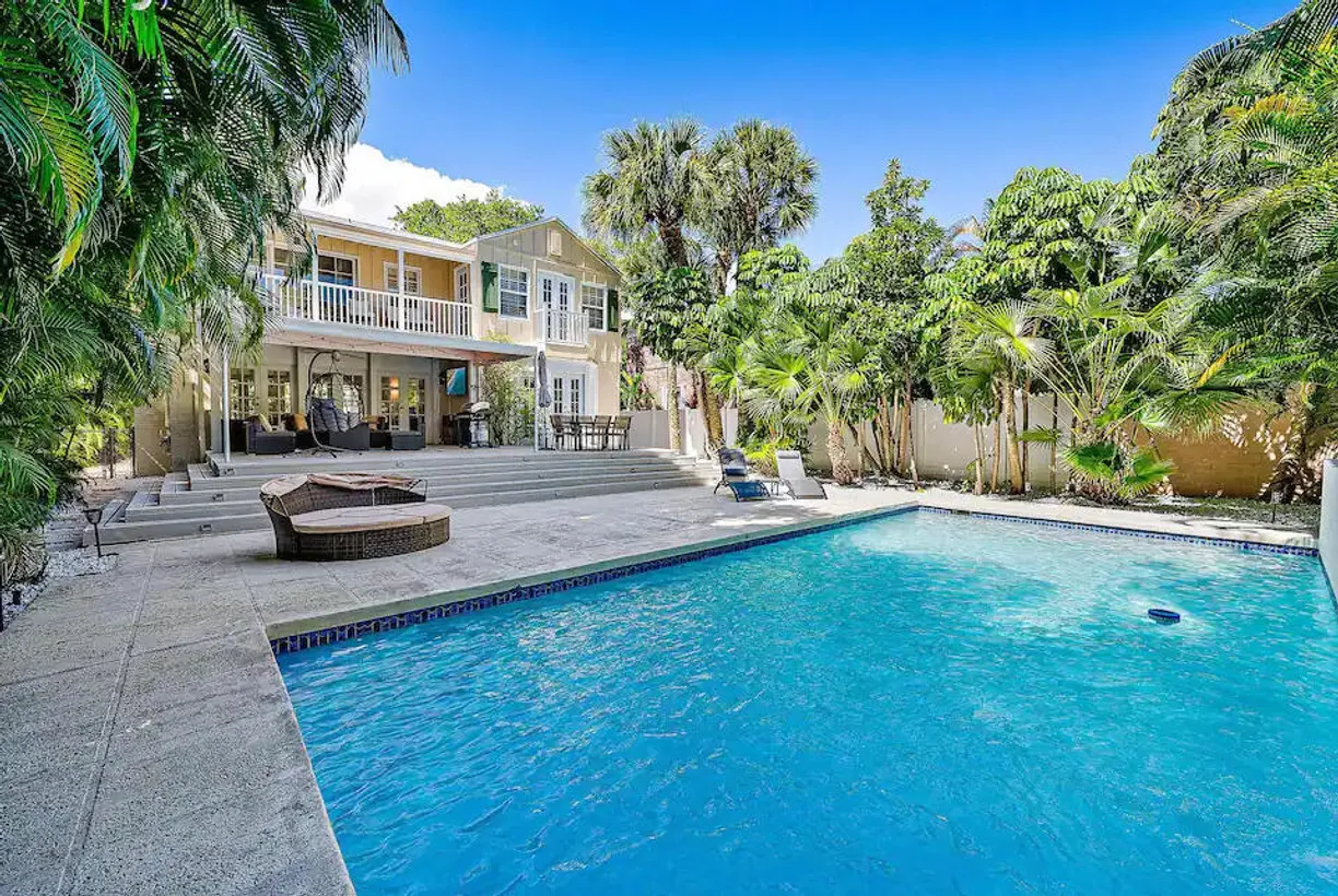 South Florida Real Estate | View 4110 Washington Road | 3 Beds, 2 Baths