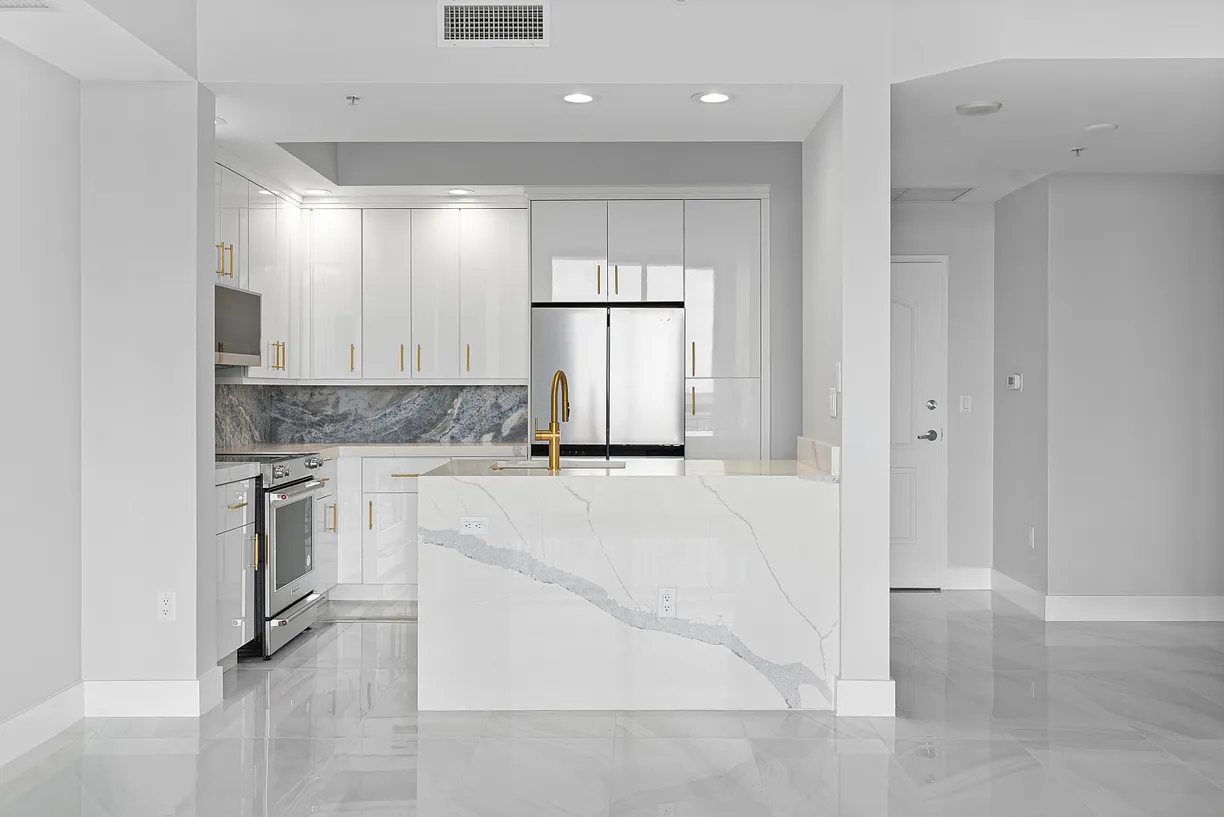 South Florida Real Estate | View 801 S Olive Avenue, 702 | Listing