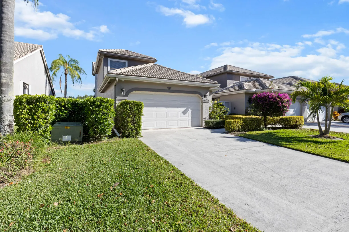 South Florida Real Estate | View 5465 Monterey Circle, 16 | Listing