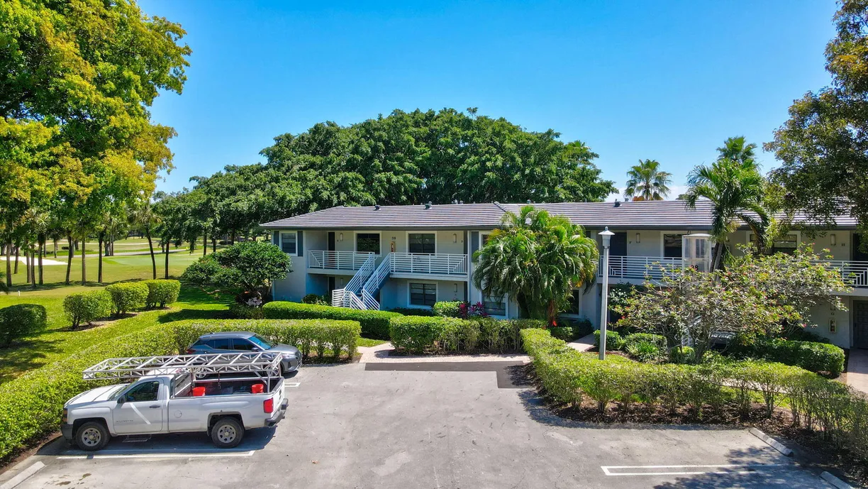 South Florida Real Estate | View 38 Southport Lane, F | Listing