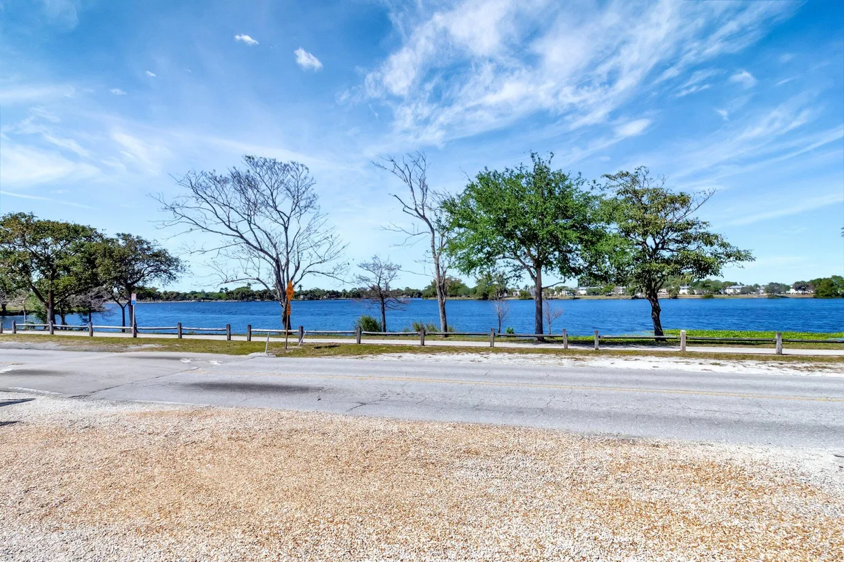 South Florida Real Estate | View 5158 Lake Osborne Drive | Listing