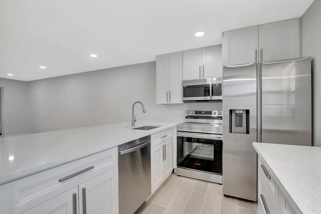 South Florida Real Estate | View 2601 NE 3rd Court, 105 | Listing