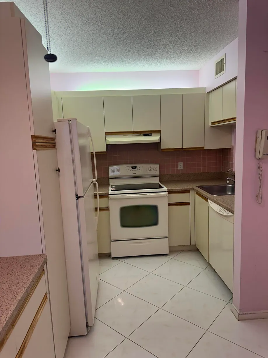 South Florida Real Estate | View 5451 Verona Drive, G | Listing